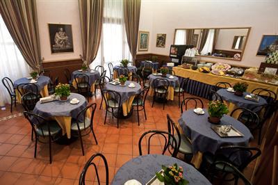 Hotel Emmaus in Rome: Gastronomie
